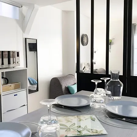 La Petite Cour Apartment Chartres Exterior photo