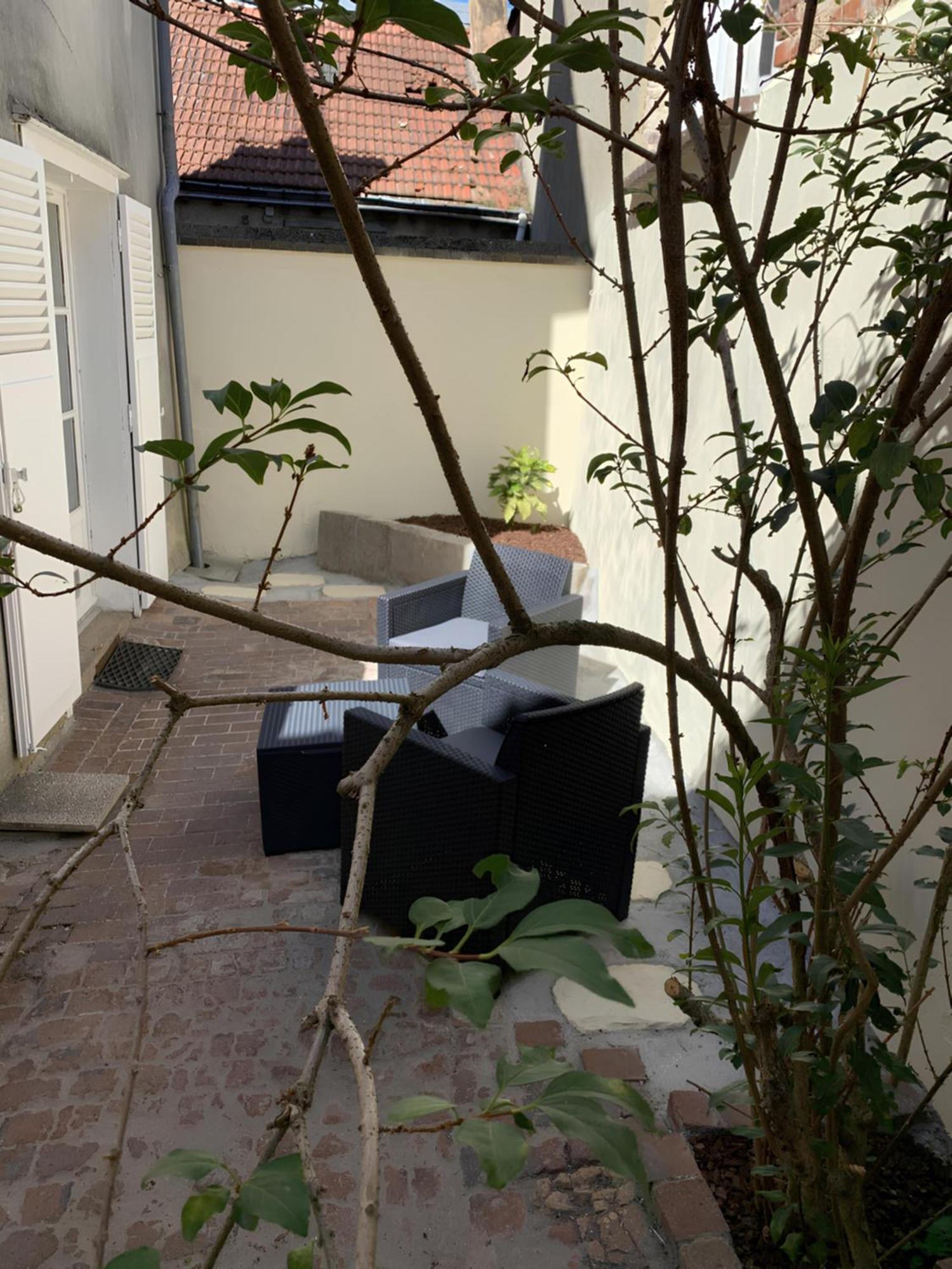 La Petite Cour Apartment *